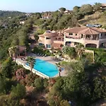 Eden Blue Avec Vue Imprenable Sur La Baie De Saint-cyprien * Zonza