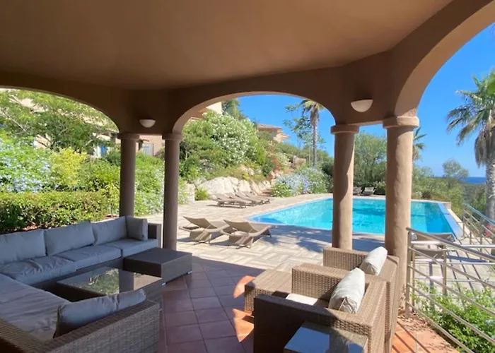 Eden Blue Avec Vue Imprenable Sur La Baie De Saint-cyprien Zonza