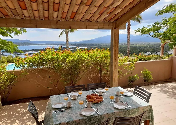 Eden Blue Avec Vue Imprenable Sur La Baie De Saint-cyprien Apartamento Zonza